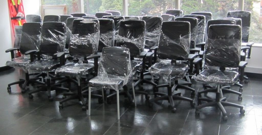 Embalaje, translado de muebles de oficina,